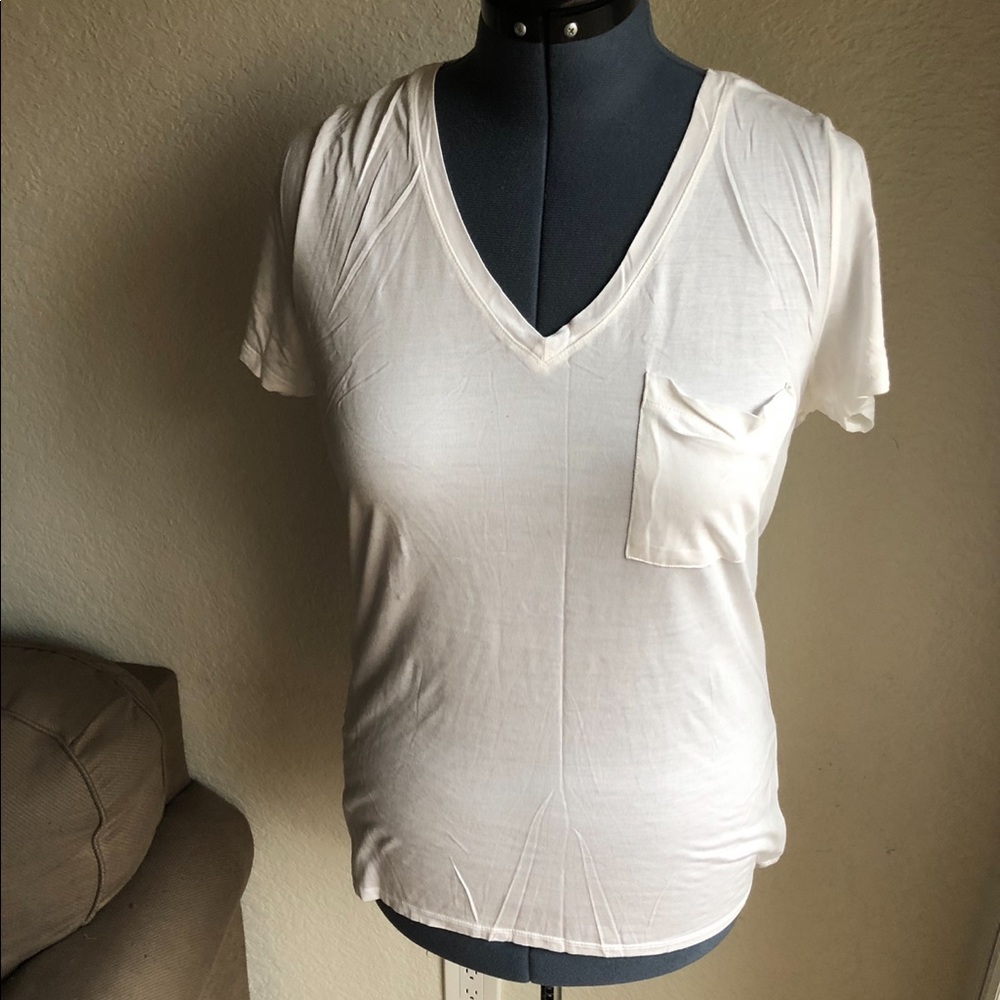 ❗️5/$25❗️Soft Tee‎